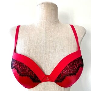 Victoria's Secret “Fabulous” Push-Up Black Lace and Red Bra